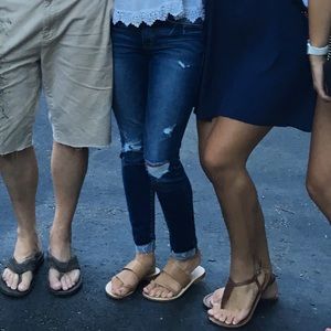 Kancan mid-rise skinny distressed jean